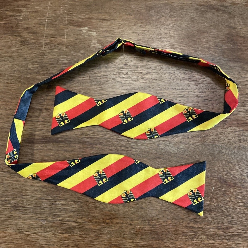 Men's German Flag‎ Self Tie Bowtie